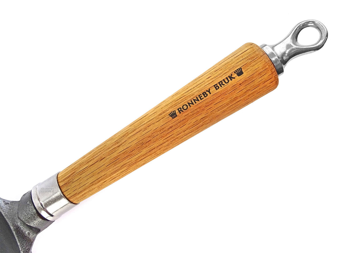 RONNEBY BRUK Gusseisen Bratpfanne MAESTRO 24 cm Eichenholzgriff, schon eingebrannt