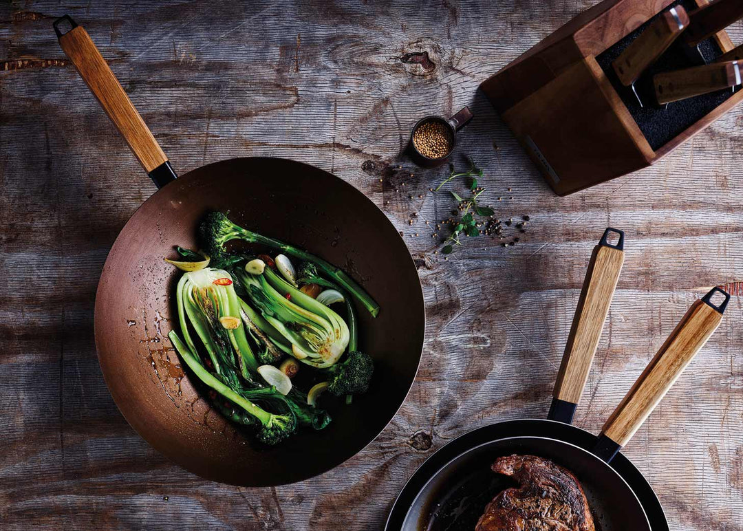 BEKA wok pan NOMAD carbon steel wok with acacia wood handle